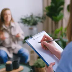 Najlepsza terapia DDA w Warszawie! Gdzie jej szukać? Przewodnik
