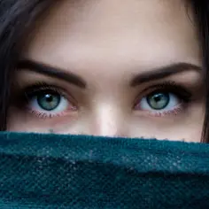 Czy kontakt wzrokowy to klucz do udanych relacji? Psychologia