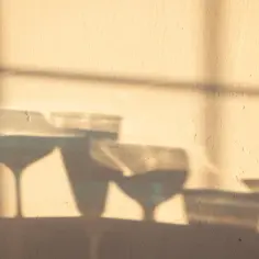 Dlaczego pojawia się kac moralny po alkoholu? Naukowcy badają