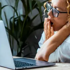 Dlaczego pacjenci uwielbiają Estazolam? 5 zaskakujących powodów
