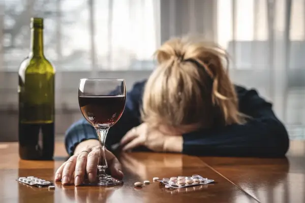 Escitalopram a alkohol - Czy to bezpieczne połączenie?